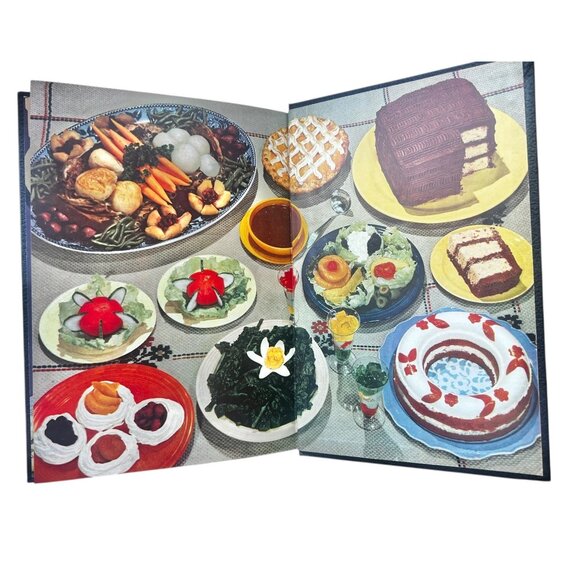 Household Searchlight Recipe Book Hardcover Edition - Picture 10 of 10